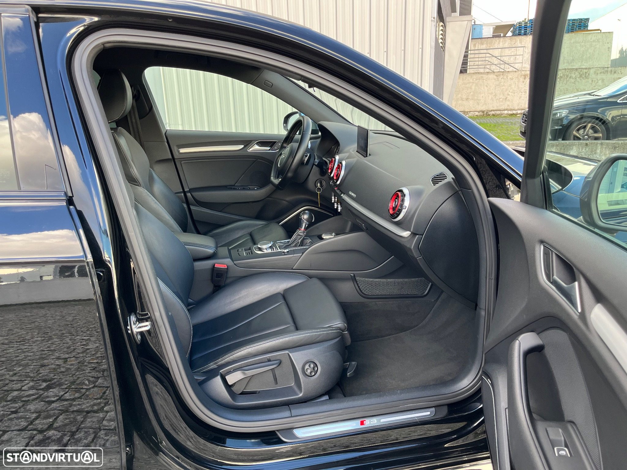 Audi S3 Sportback S tronic - 16