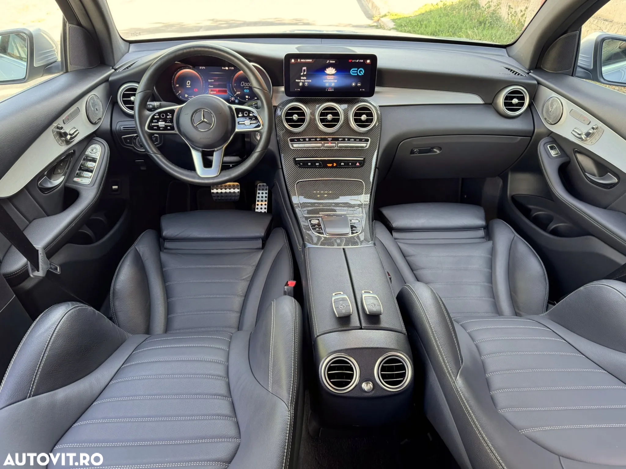 Mercedes-Benz GLC Coupe 300 de 4Matic 9G-TRONIC AMG Line - 2