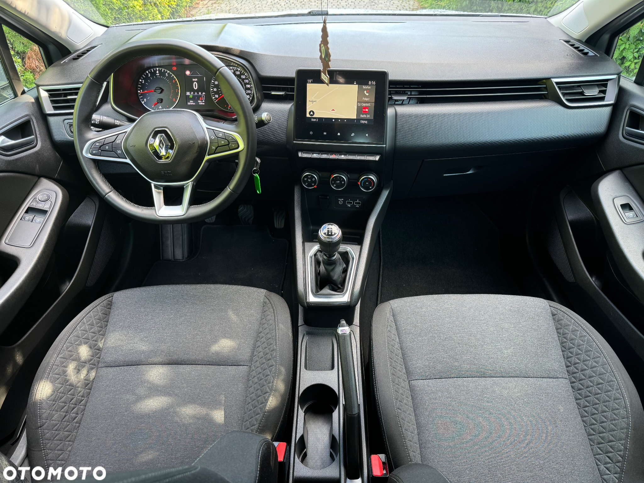 Renault Clio TCe 100 INTENS - 8