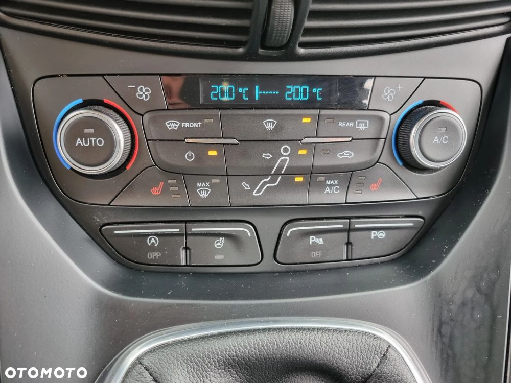 Ford C-MAX 1.5 TDCi Start-Stop-System Titanium - 23