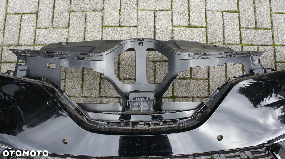 PRZEDNI ZDERZAK RENAULT SCENIC IV 4 LIFT - 4
