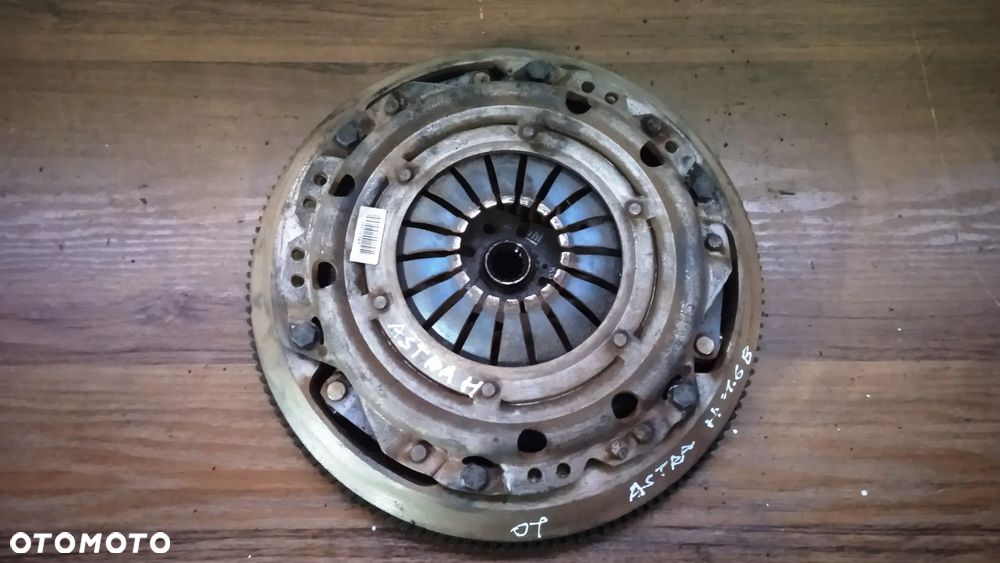 Sprzęgło Opel Astra III H 1.6 B 55556349 R90400169 - 1
