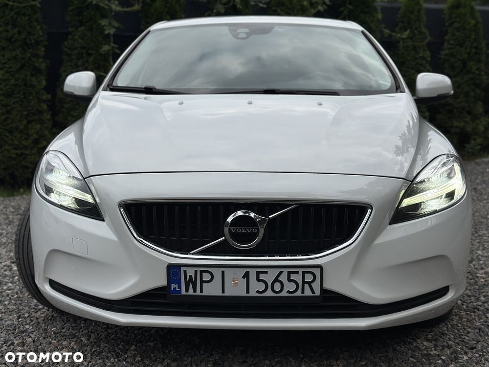 Volvo V40 D2 Momentum - 5