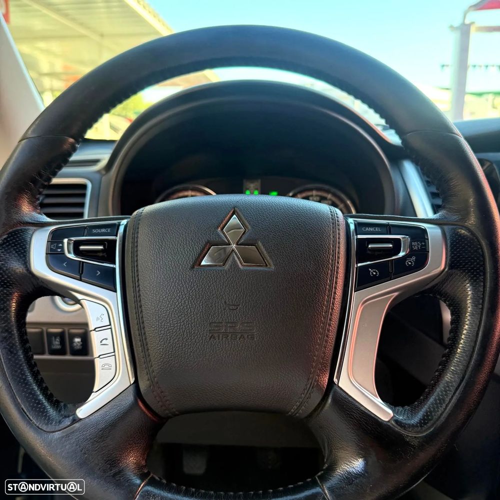 Mitsubishi L200 2.4 DI-D CD Sport Strakar 4WD - 13