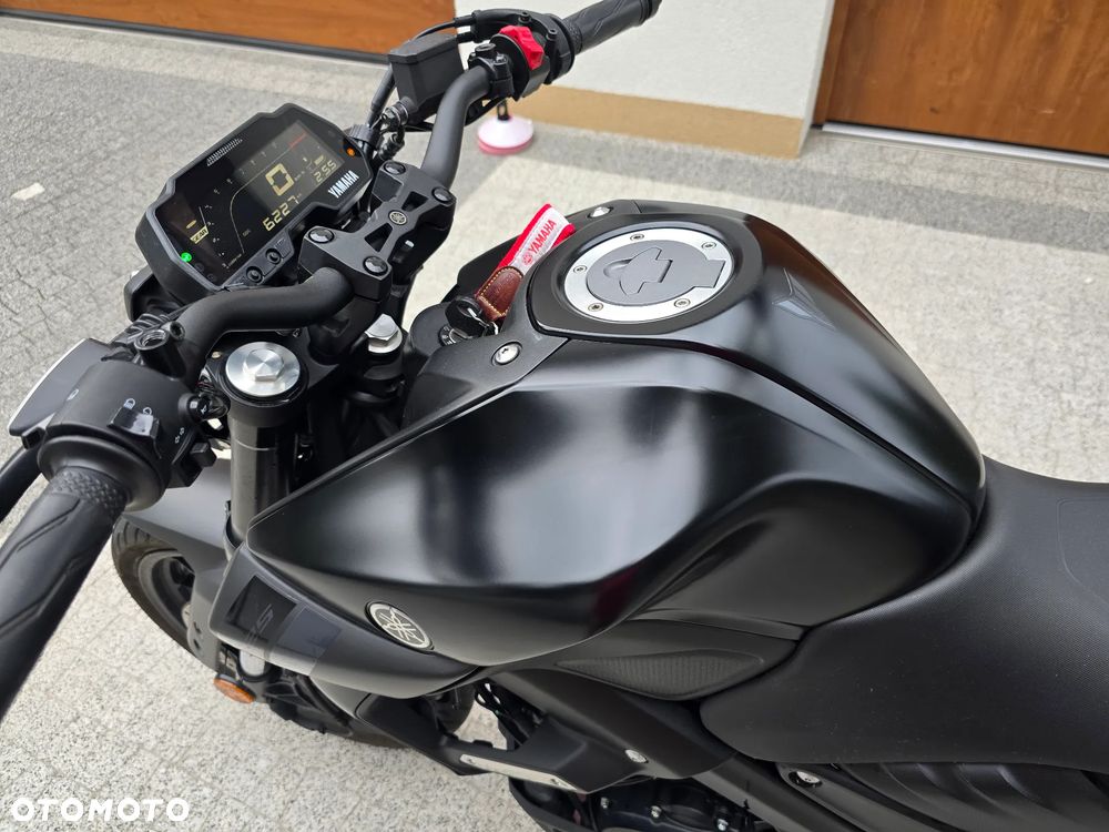 Yamaha MT - 10