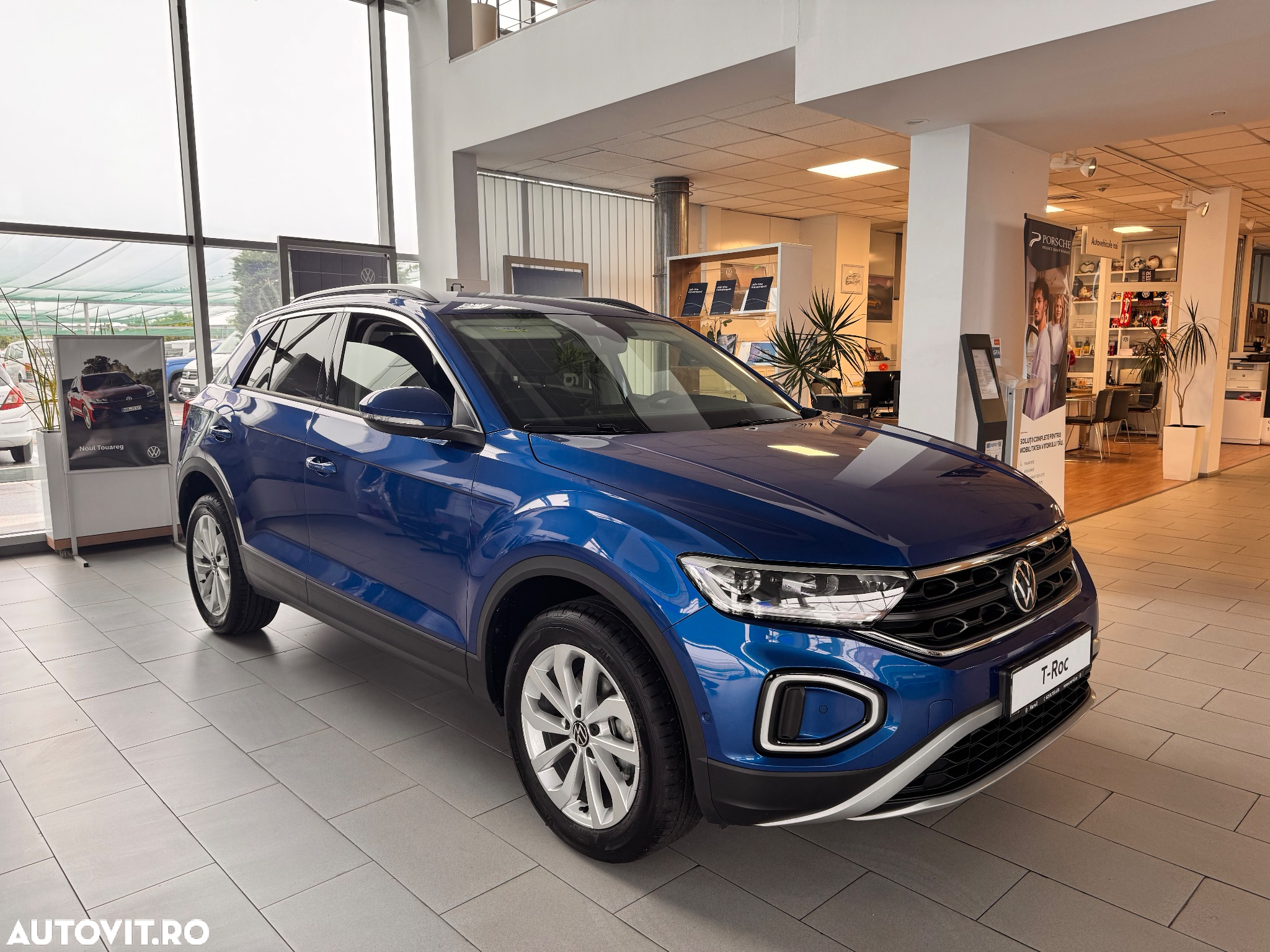 Volkswagen T-ROC 1.5 TSI DSG Life - 13