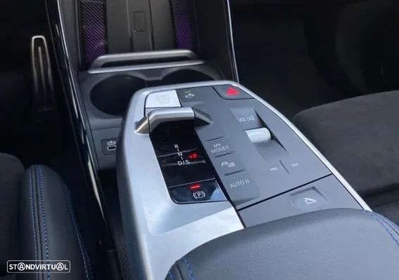 BMW 220 Active Tourer i Pack Desportivo M Auto - 5
