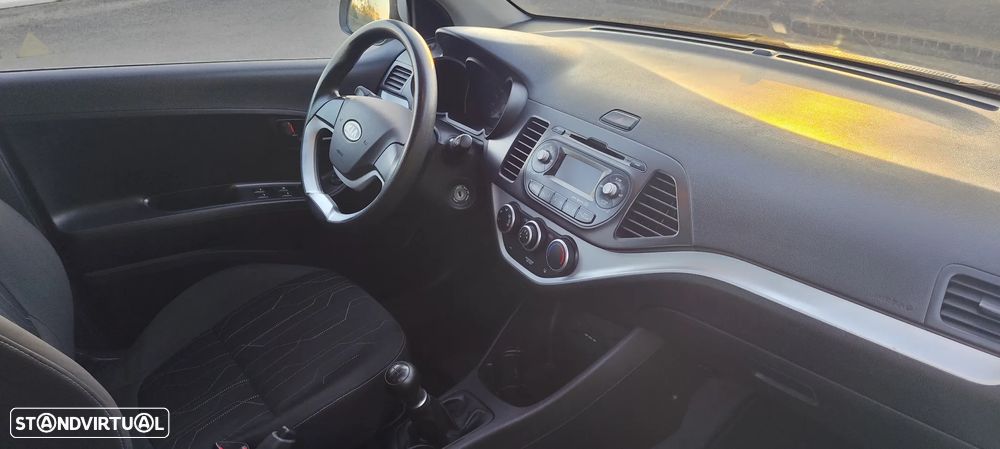 Kia Picanto 1.0 CVVT EX - 17
