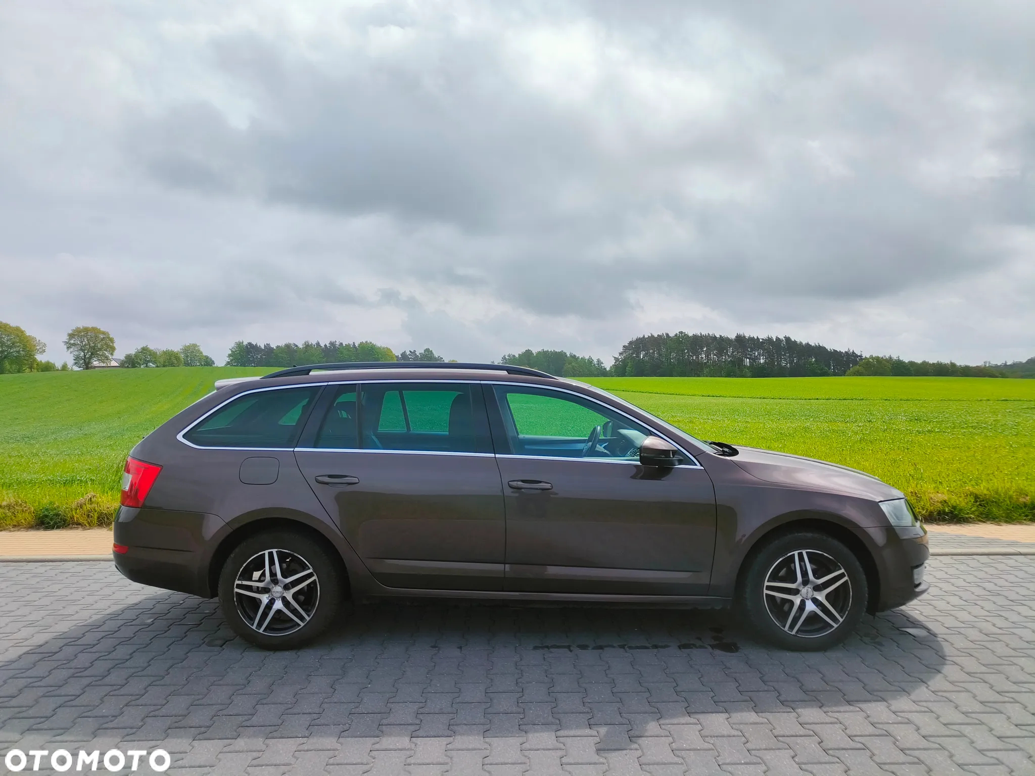 Skoda Octavia 2.0 TDI Style DSG - 2