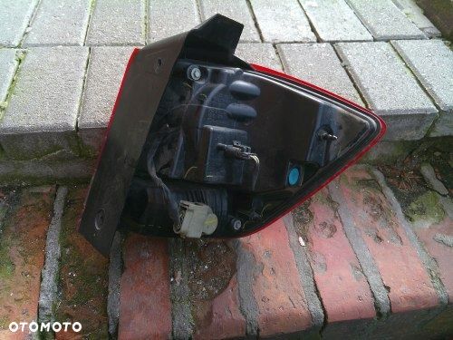 DODGE JOURNEY FIAT FREEMONT 11+ LEWA TYLNA LAMPA LED ORYGINAŁ - 2