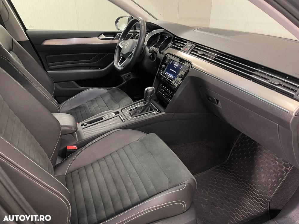 Volkswagen Passat 2.0 TDI DSG Highline - 10
