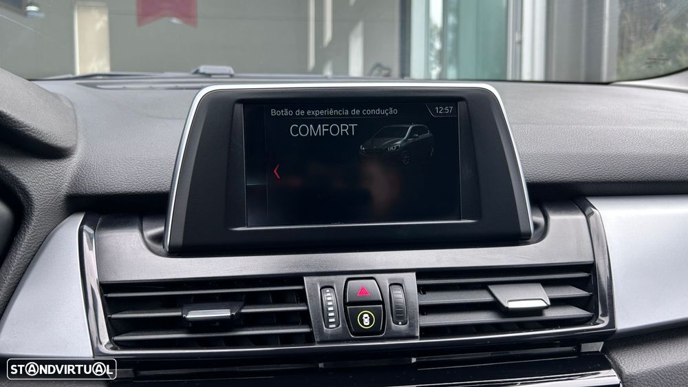 BMW 216 Active Tourer d Line Sport Auto - 25