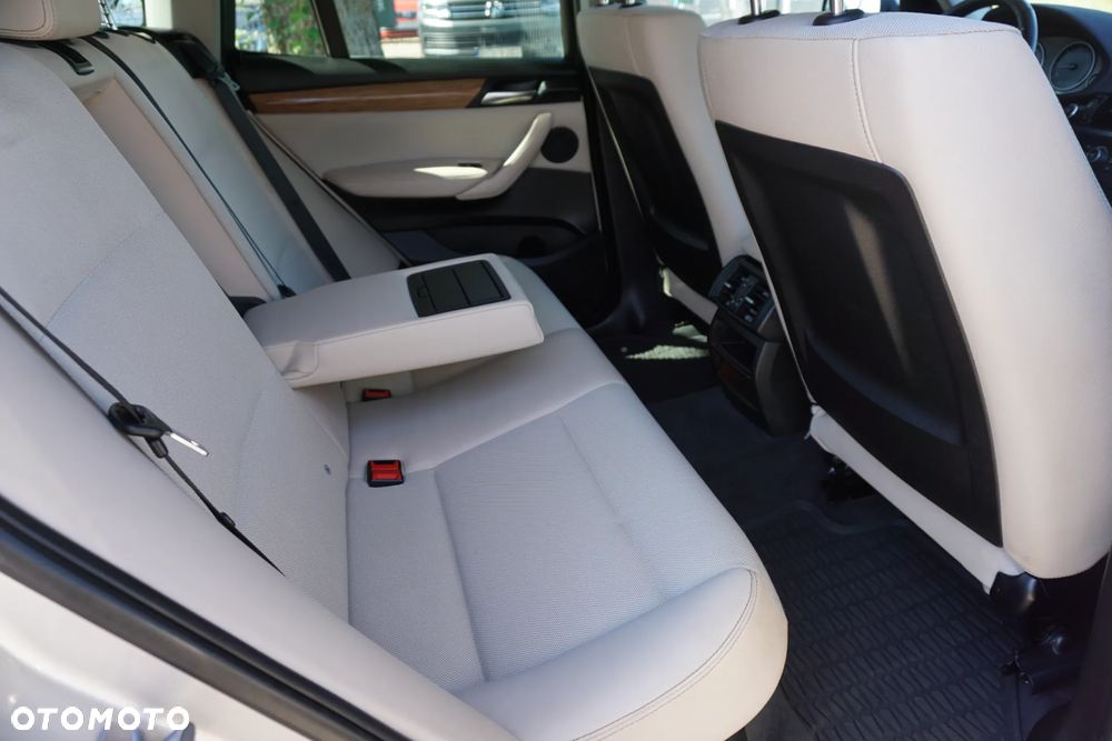 BMW X3 xDrive30d - 16