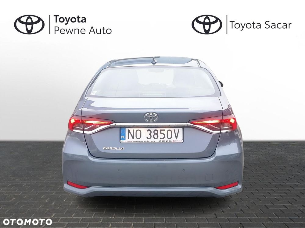 Toyota Corolla - 4