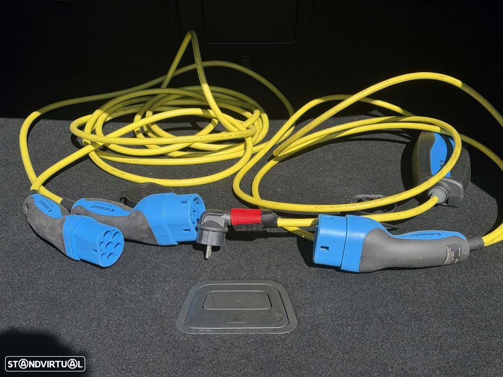 Volvo V60 2.0 T8 AWD TE Momentum Plus - 21