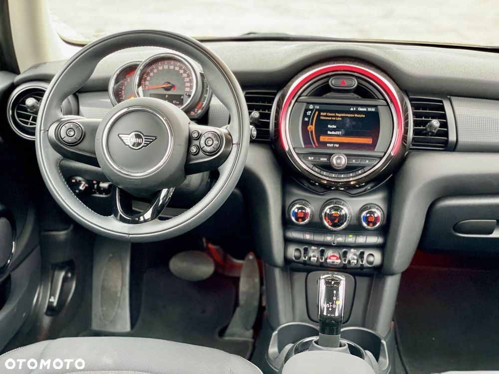 MINI Cooper Standard - 9