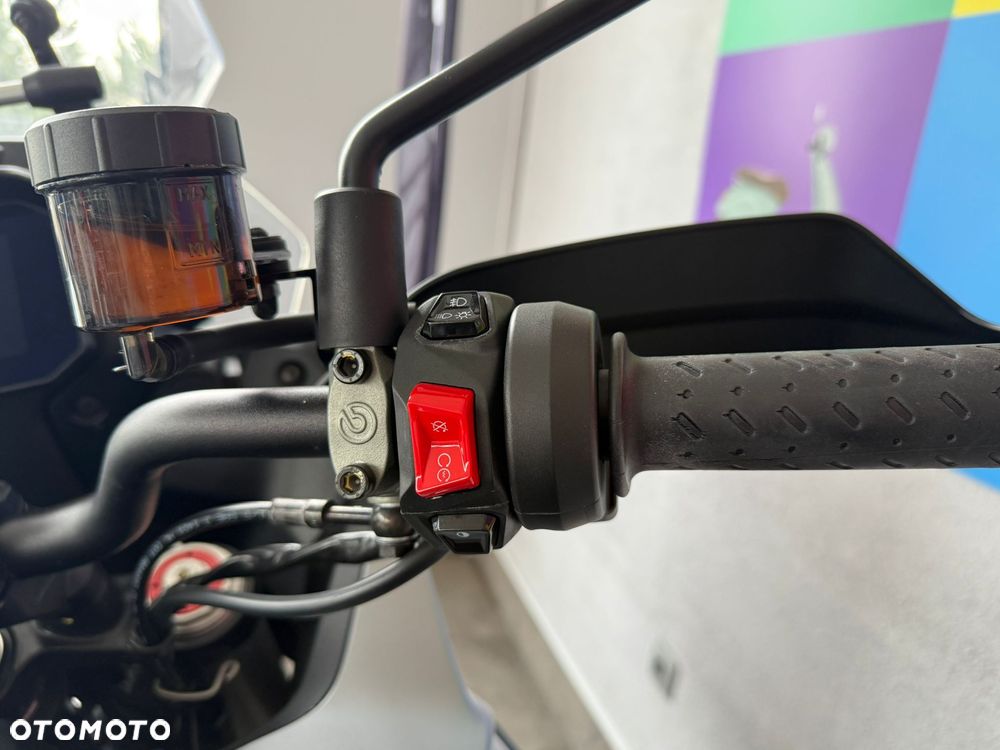 Moto Guzzi Stelvio - 24