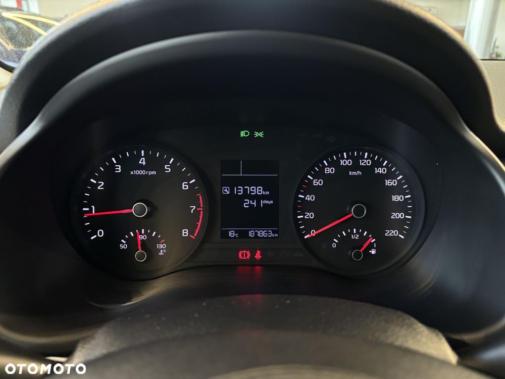 Kia Rio - 20