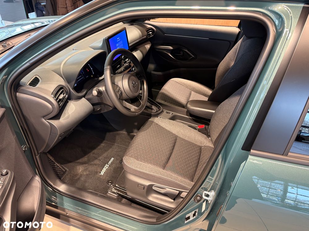 Toyota Yaris Cross - 12