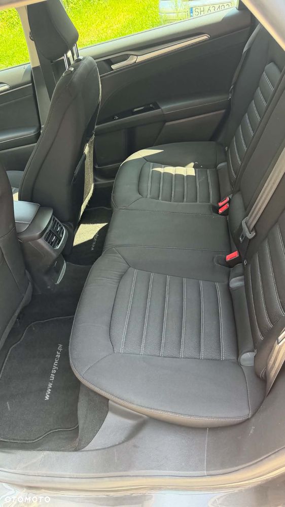 Ford Mondeo 2.0 TDCi Titanium - 11