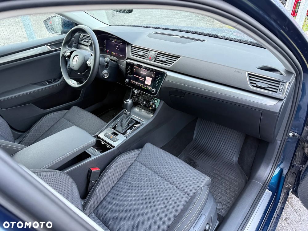 Skoda Superb 2.0 TDI SCR Style DSG - 11