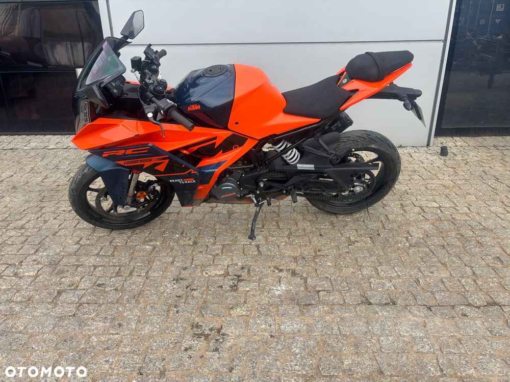KTM RC 125 - 7