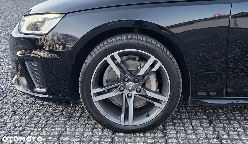 Audi A4 Avant 40 TDI S tronic S line - 35