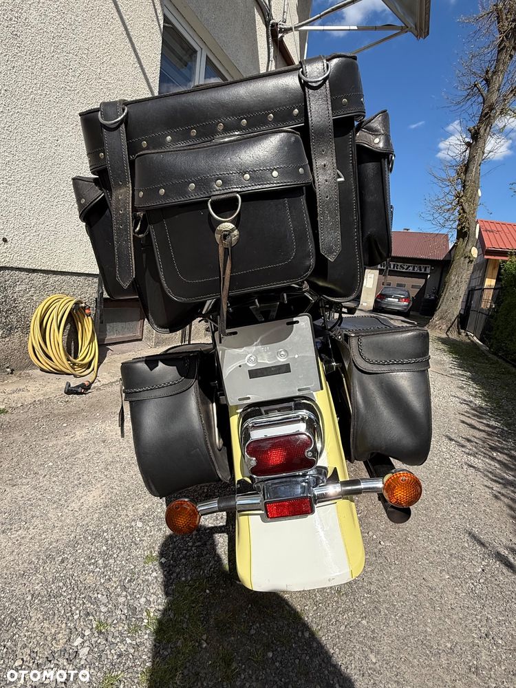 Suzuki Intruder - 5