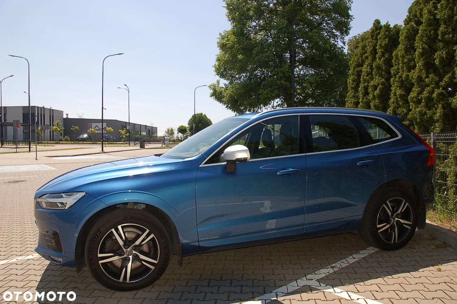 Volvo XC 60 D4 AWD R-Design - 28