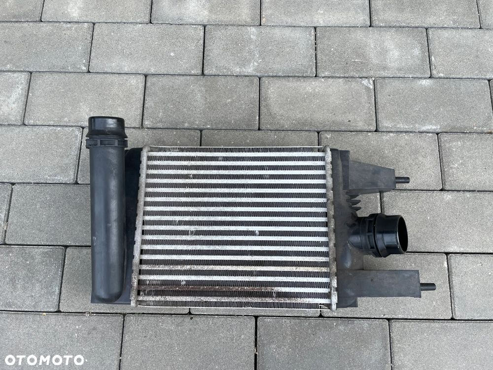 INTERCOOLER NISSAN JUKE F15, PULSAR - 1