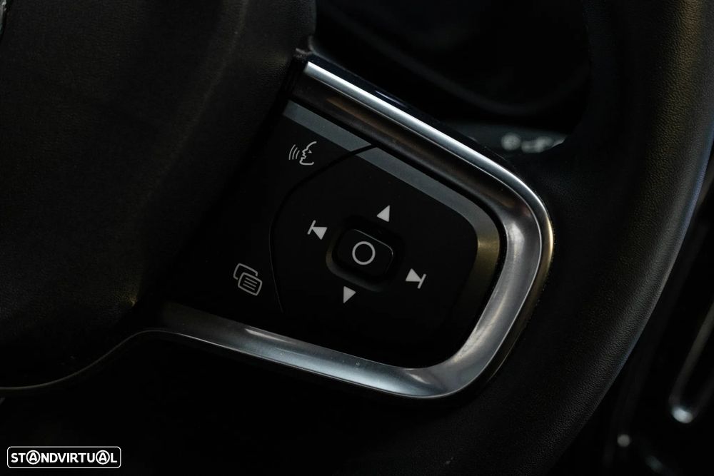 Volvo XC 40 Recharge 69 kWh Single Motor Core - 17