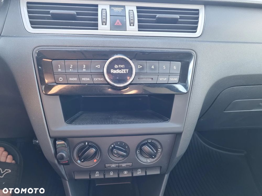Skoda RAPID 1.2 TSI Active - 14