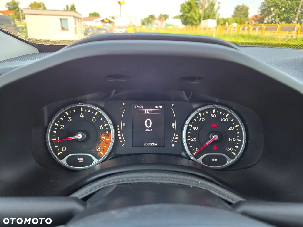 Jeep Renegade - 14