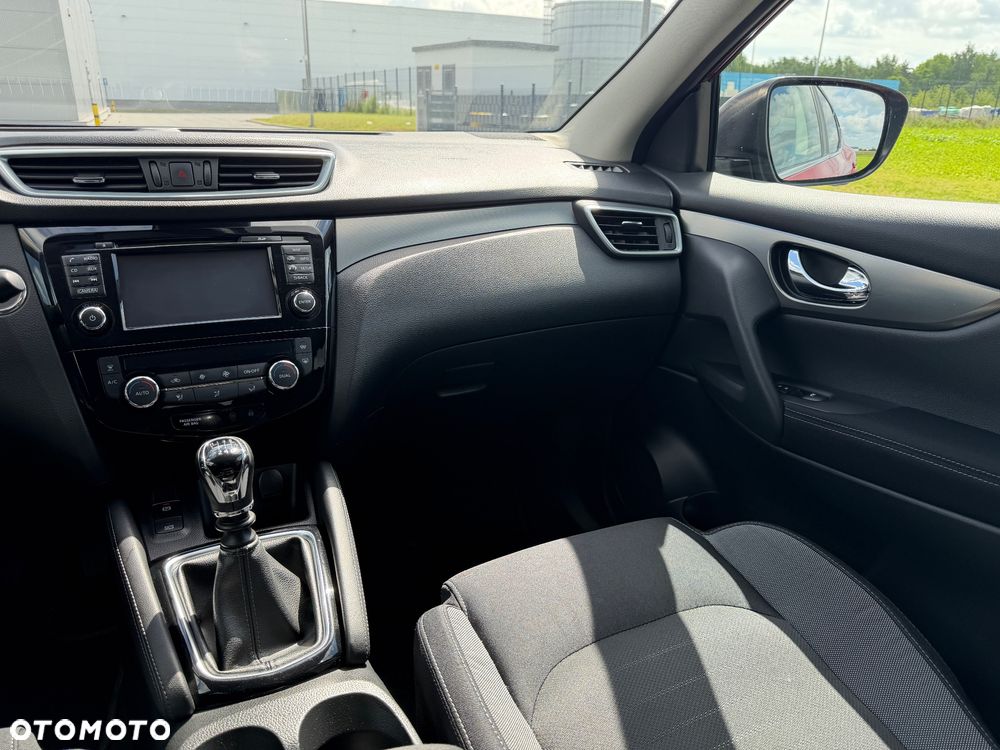 Nissan Qashqai 1.6 DIG-T N-Connecta - 11