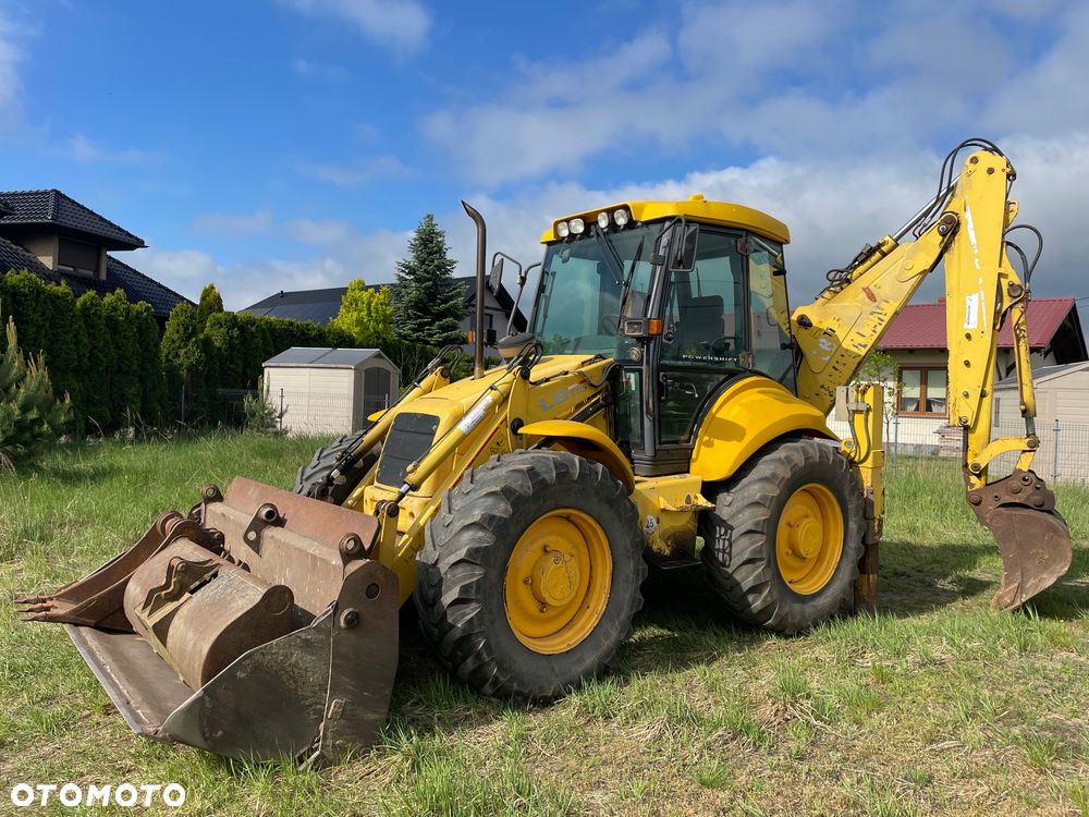 New Holland LB115-4PS