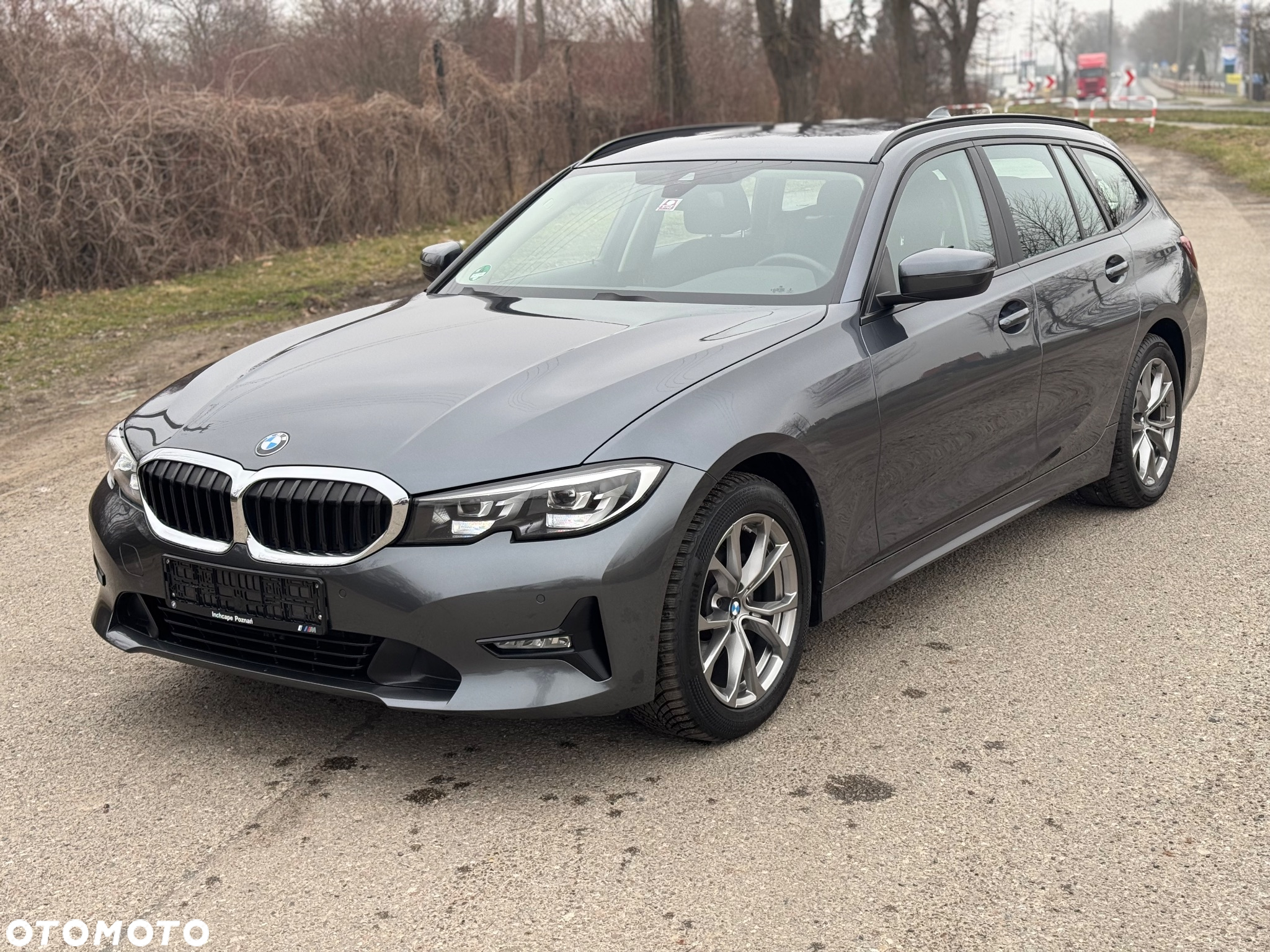 BMW Seria 3 320d Touring xDrive - 3