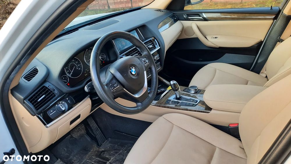 BMW X3 xDrive28i - 19