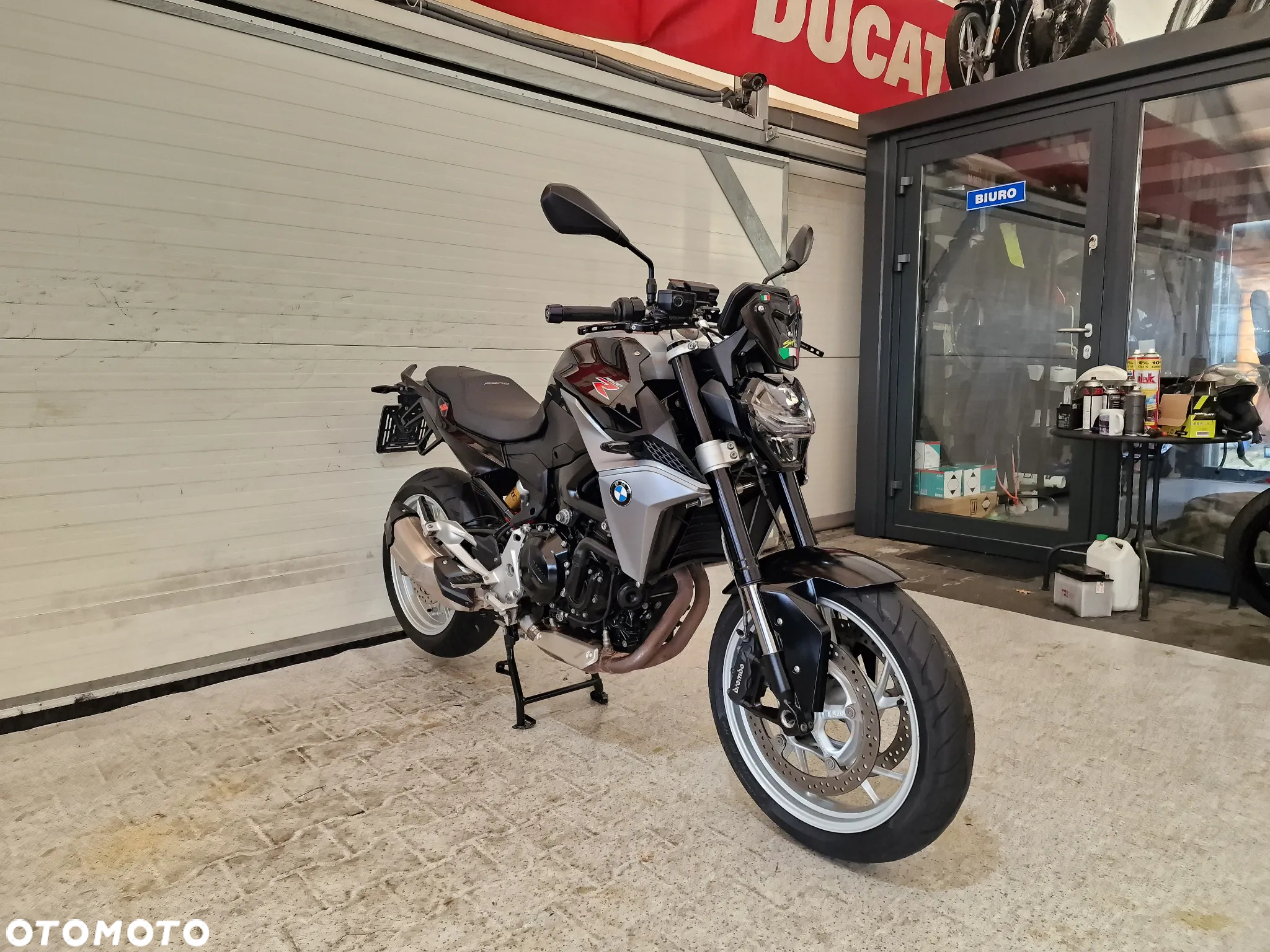 BMW F - 6