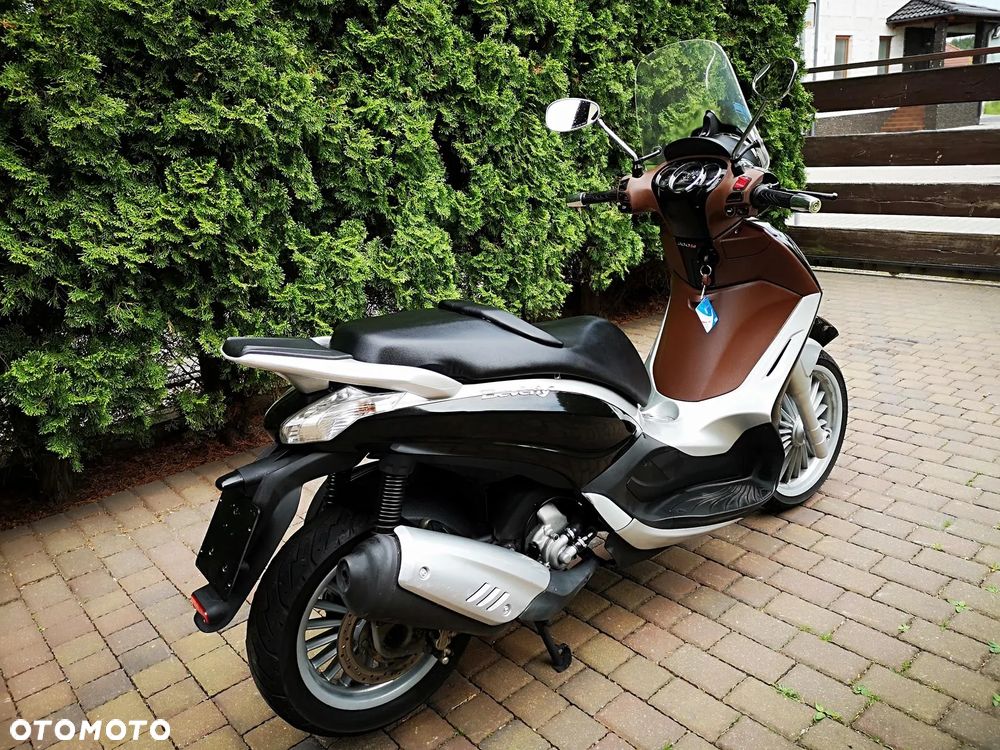 Piaggio Beverly - 21