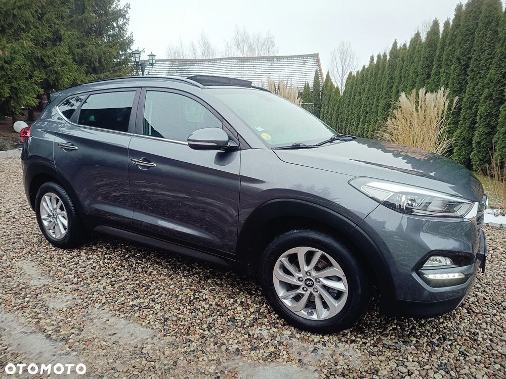 Hyundai Tucson blue 1.7 CRDi 2WD Intro Edition - 10