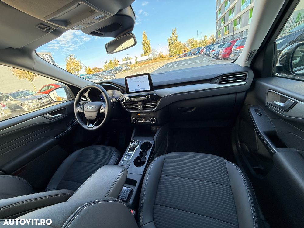 Ford Kuga 2.0 TDCi 2x4 Aut. Cool & Connect - 19