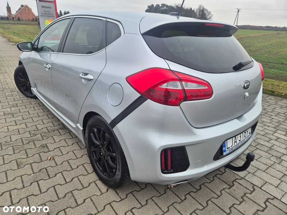 Kia Ceed 1.6 CRDi 136 ISG GT Line - 2