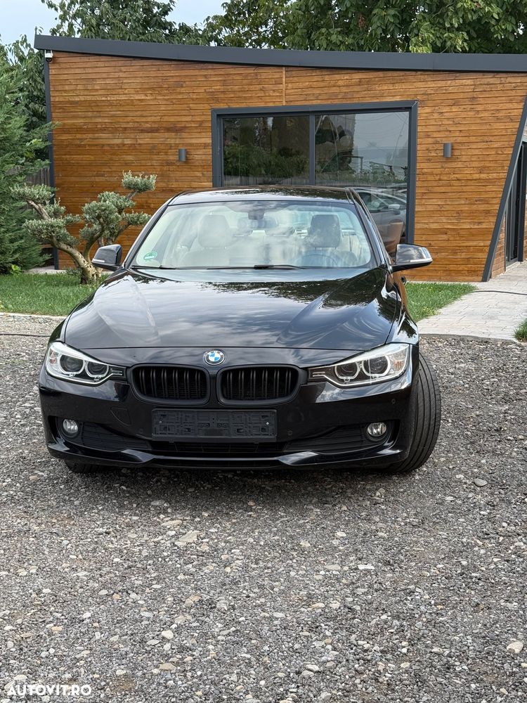BMW Seria 3 320d Efficient Dynamic Edition Aut. Luxury Line - 15