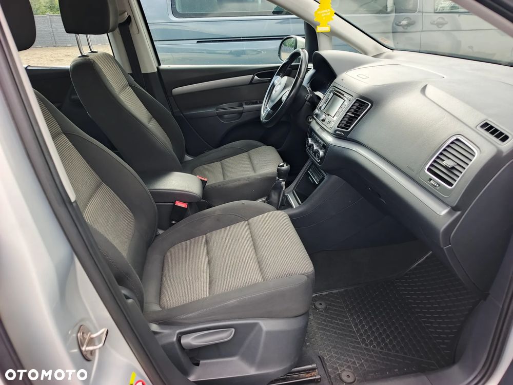 Volkswagen Sharan 2.0 TDI Highline - 15