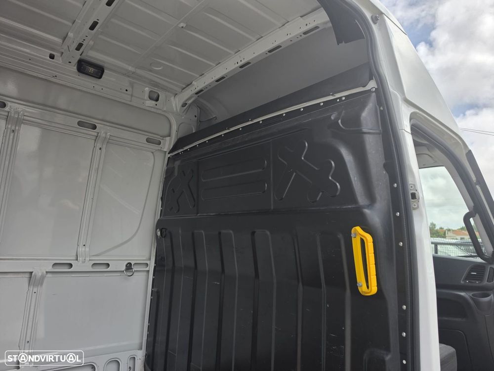 Iveco Daily 2.3D 35S16 Longa - 16