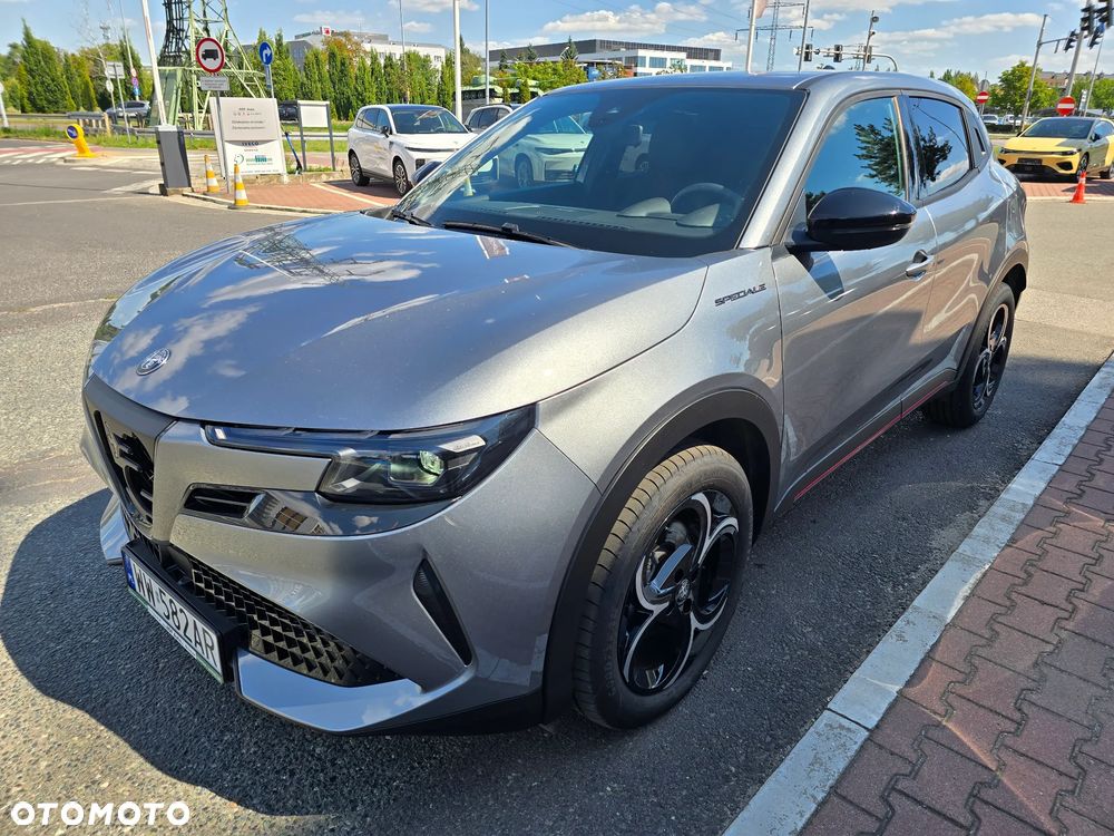 Alfa Romeo Junior 1.2 mHEV Ibrida Speciale eDCT - 4