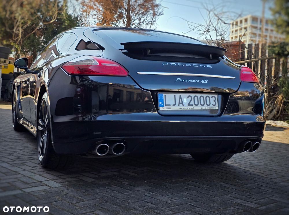 Porsche Panamera 4S PDK - 5