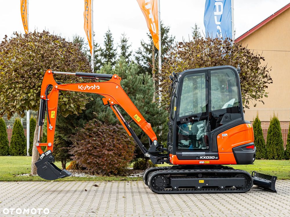 Kubota KX030-4 GL - 22