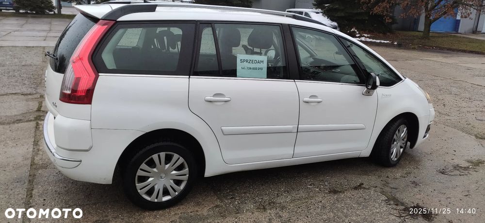 Citroën C4 Picasso 2.0 HDi FAP Exclusive - 4