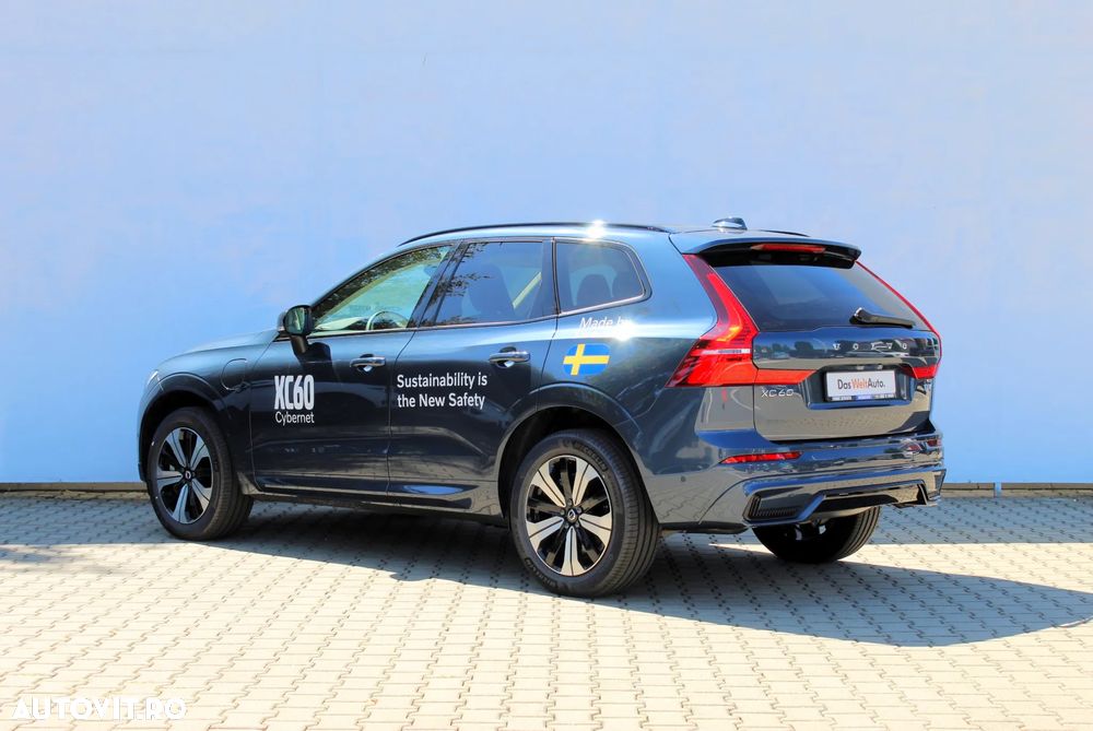 Volvo XC 60 T8 AWD AT PHEV Plus Dark - 3